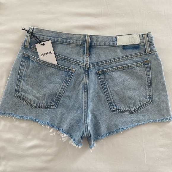 RE/DONE Mid Rise Relaxed Short - Picture 3 of 6